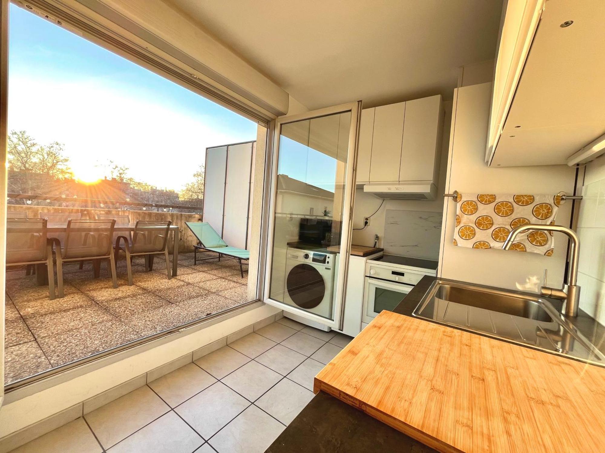 Bngo I Immense Rooftop Lyon I 2 Chambres, 4 Places Parkings, 2 Immenses Terrasses, 8 Personnes Esterno foto